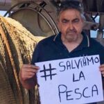 La protesta dei pescatori contro il piano Ue: “No allo stop della pesca a strascico”
