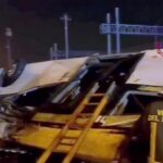 Disastro a Mestre, pullman precipita dal cavalcavia. Oltre 20 i morti