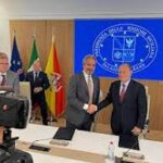 Isole Minori, contratto Regione-Fincantieri per nuovo traghetto