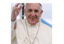 Papa Francesco e il mare, un abbraccio di spiritualità e solidarietà
